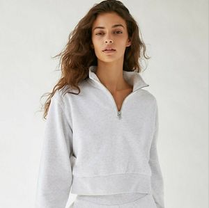 Airy Cropped 1/4 Zip Fleece in Heather Cloud White